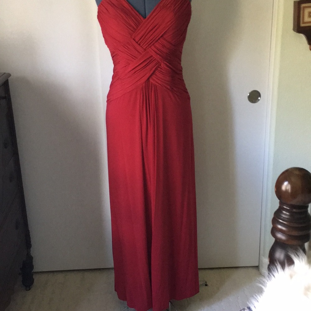 CRIMSON LONG GOWN BY LAUNDRY SIZE 10